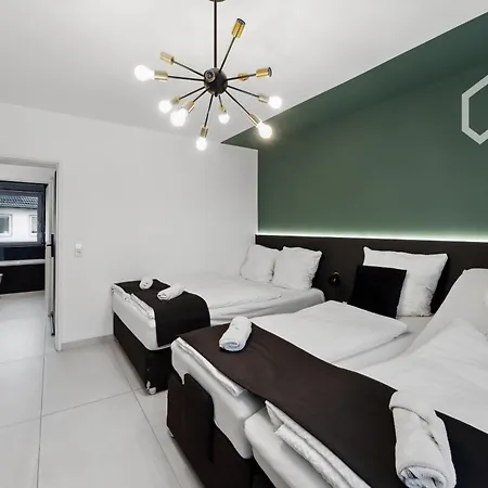 Day Young Life 85qm Terrasse Grill Parking Apartamento *